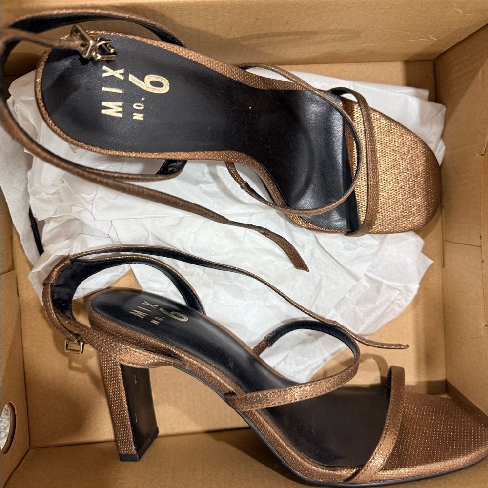 Mix No. 6 Women's Elegant Brown Heels